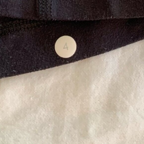 Lululemon Black Turtleneck Long Sleeverunning Shirt with Lace Panel Detail - Picture 5 of 5